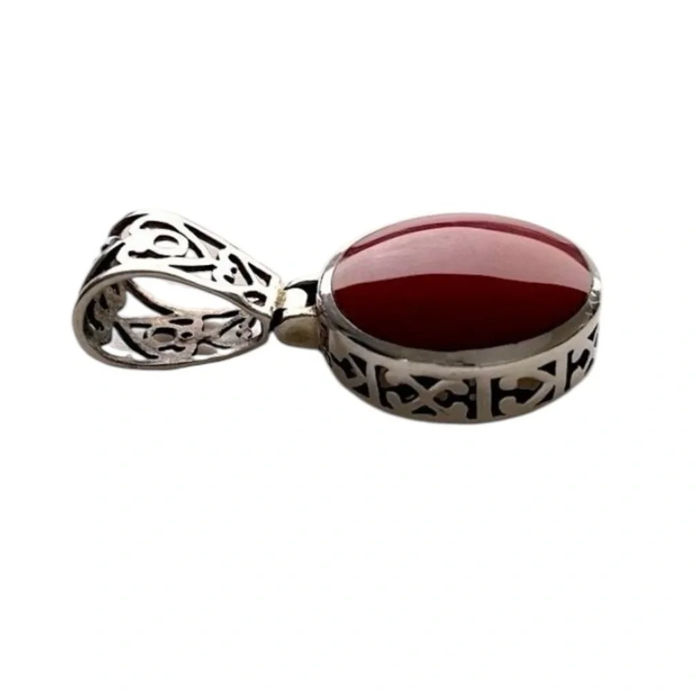 Silpada S1300 RETIRED Red Jasper Open Filigree Reversible Pendant